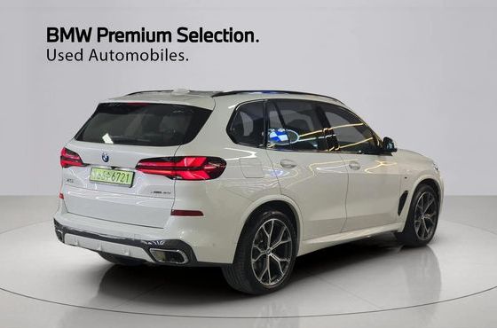 BMW X5 xDrive 40i M Sport — пробег 10 099 км — фото 2 из 5
