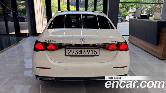 Mercedes-Benz E-Class из Кореи Encar
