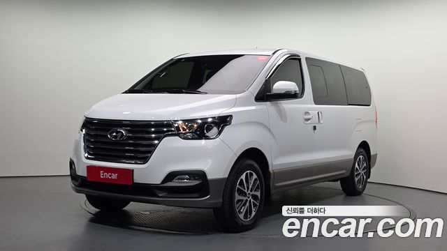 Hyundai Starex 4WD Urban 9-Seater Exclusive — пробег 102 105 км — фото 1 из 5