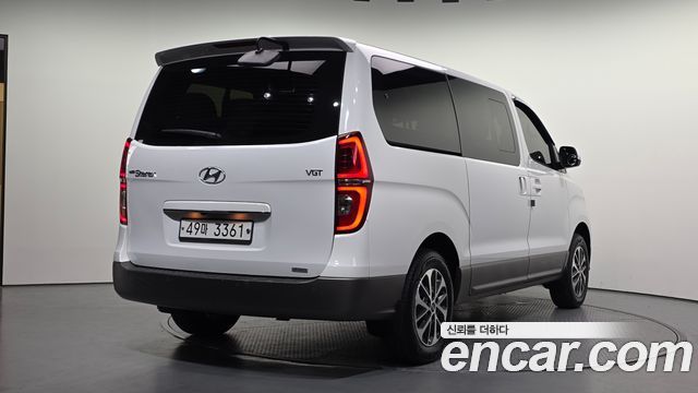 Hyundai Starex 4WD Urban 9-Seater Exclusive — пробег 102 105 км — фото 2 из 5
