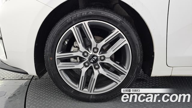 Kia K3 из Кореи Encar