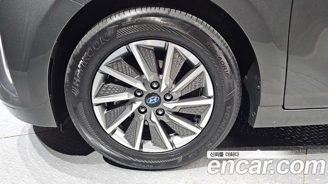 Hyundai Ioniq из Кореи Encar