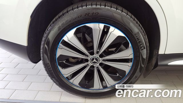 Mercedes-Benz EQC из Кореи Encar