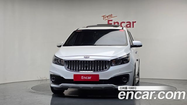 Kia Carnival 9-Seater Noblesse Special — пробег 202 170 км — фото 3 из 5