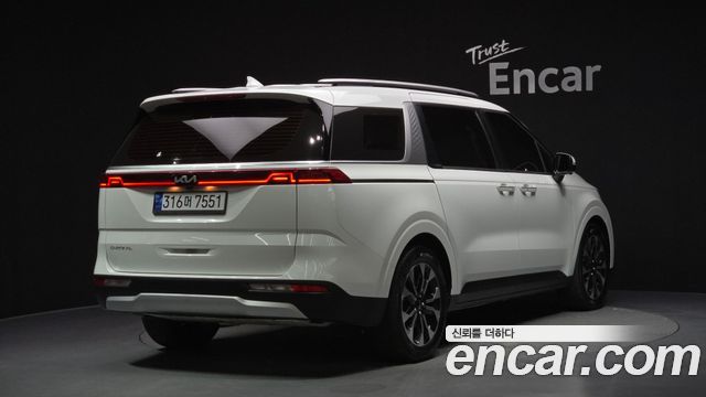 Kia Carnival из Кореи Encar
