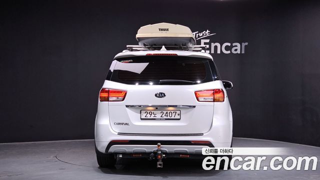 Kia Carnival из Кореи Encar