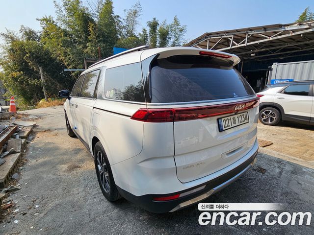 Kia Carnival Diesel 9-Seater Noblesse — пробег 101 200 км — фото 4 из 5