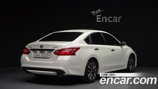 Nissan Altima 2.5 L33 — пробег 105 894 км — фото 2 из 5