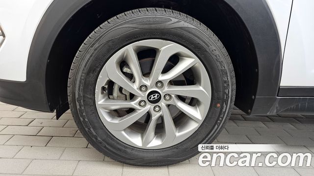 Hyundai Tucson из Кореи Encar