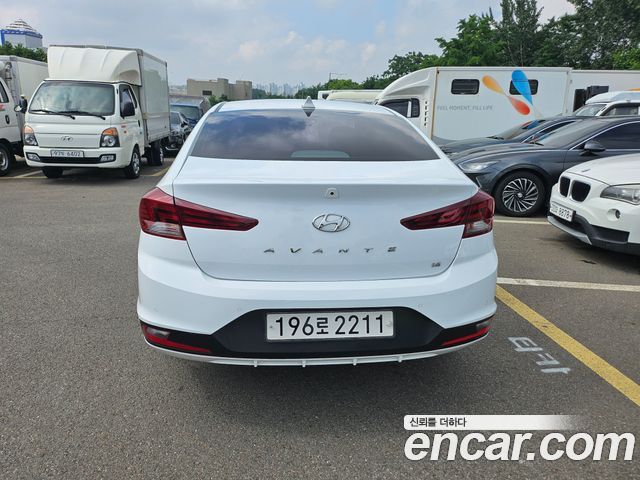 Hyundai AVANTE из Кореи Encar
