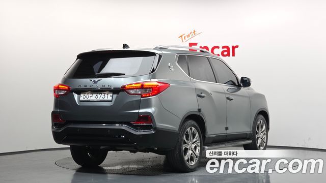 Ssangyong Rexton из Кореи Encar