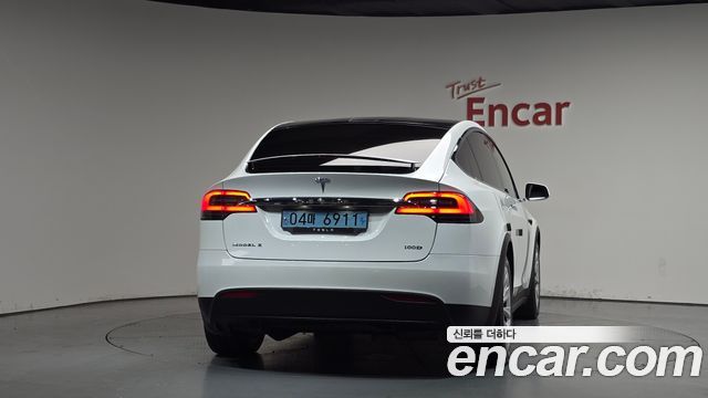 Tesla Model X из Кореи Encar