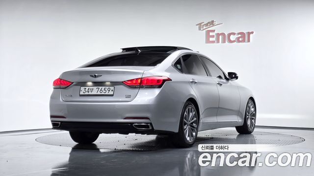 Hyundai Genesis из Кореи Encar