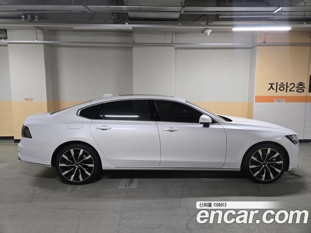 Volvo S90 из Кореи Encar