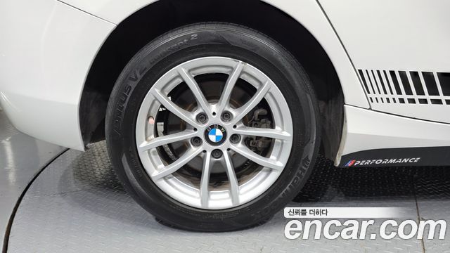 BMW 1-Series из Кореи Encar