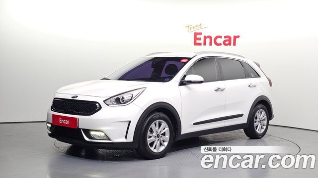 Kia Niro Luxury — пробег 145 538 км — фото 1 из 5