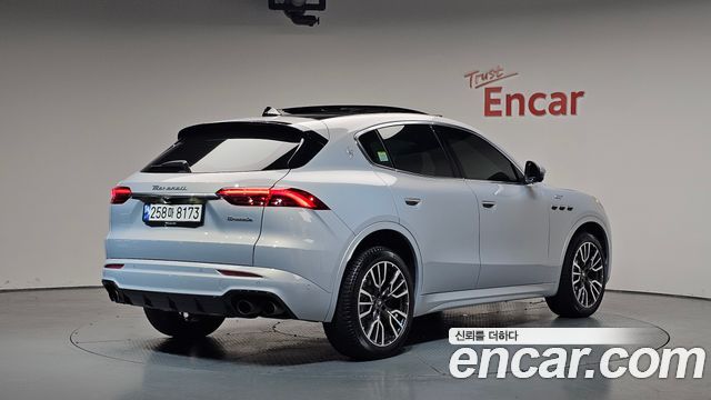 Maserati Grecale из Кореи Encar