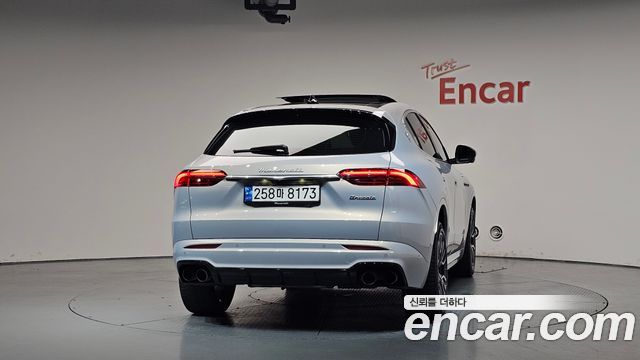 Maserati Grecale из Кореи Encar