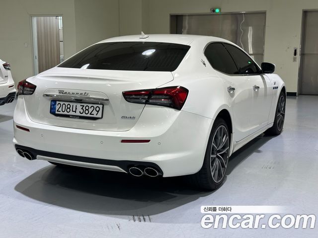 Maserati Ghibli из Кореи Encar