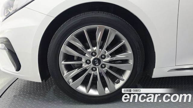 Kia K5 из Кореи Encar