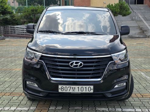 Hyundai Starex Van 3-Seater Smart — пробег 289 029 км — фото 2 из 5