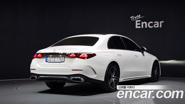 Mercedes-Benz E-Class из Кореи Encar