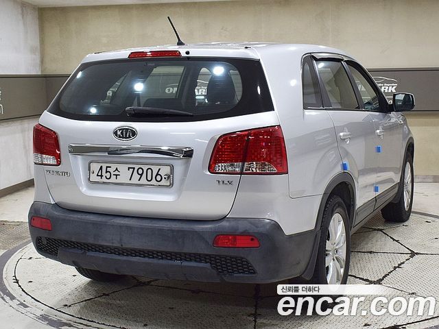 Kia Sorento Diesel 2.2 2WD LX Deluxe — пробег 148 000 км — фото 3 из 5