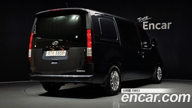 Hyundai Staria из Кореи Encar