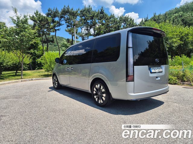 Hyundai Staria из Кореи Encar