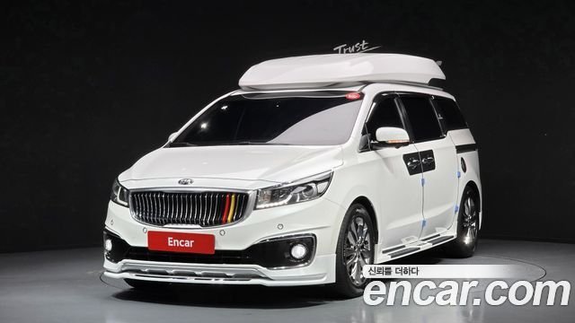 Kia Carnival 9-seater Hi-Limousine Prestige High roof — пробег 126 182 км — фото 1 из 5
