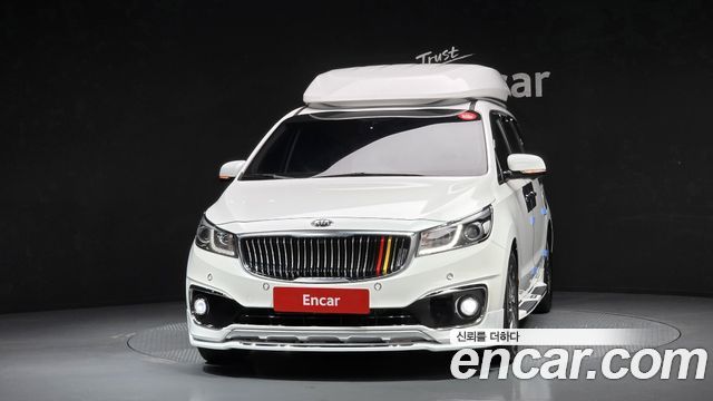 Kia Carnival 9-seater Hi-Limousine Prestige High roof — пробег 126 182 км — фото 3 из 5