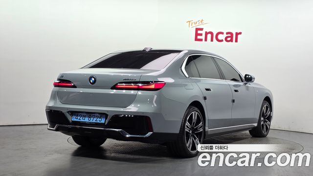BMW i7 из Кореи Encar