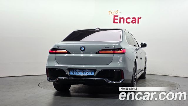 BMW i7 из Кореи Encar