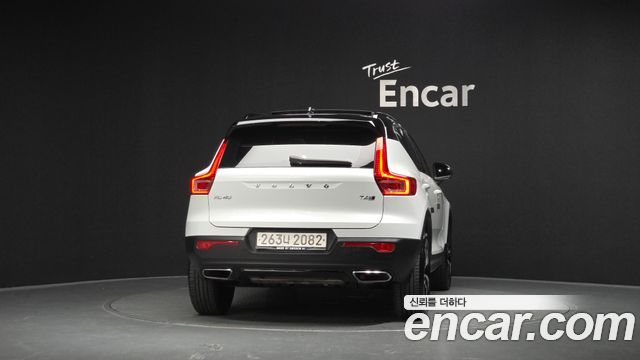 Volvo XC40 из Кореи Encar