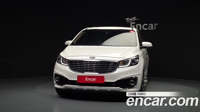 Kia Carnival 9-seater Prestige — пробег 110 800 км — фото 3 из 5