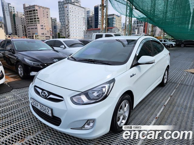 Hyundai Accent 1.6 GDI Blue Saver — пробег 176 079 км — фото 1 из 5