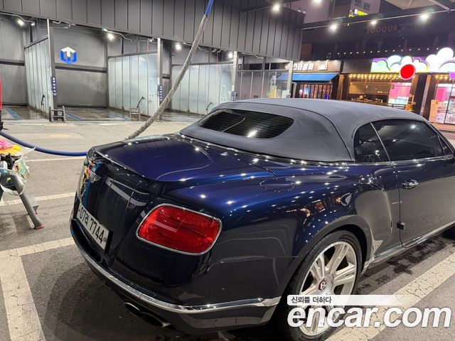 Bentley Continental 4.0 GTC — пробег 84 500 км — фото 3 из 5