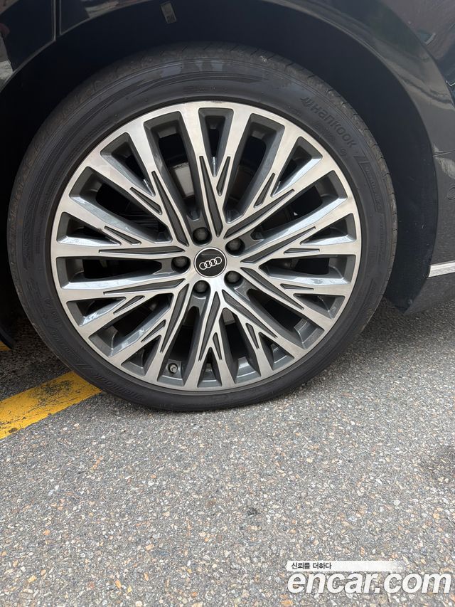 Audi A8 из Кореи Encar
