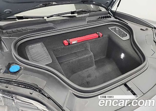 Porsche Macan из Кореи Encar
