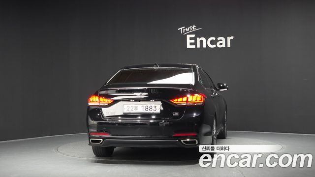 Hyundai Genesis из Кореи Encar