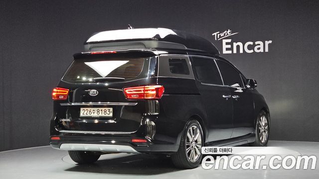 Kia Carnival Gasoline 9-seater Limousine(Special vehicle) — пробег 158 348 км — фото 2 из 5