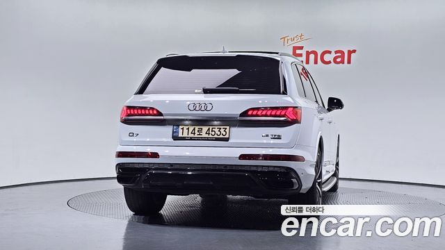 Audi Q7 из Кореи Encar