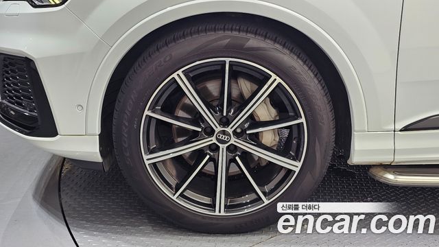 Audi Q7 из Кореи Encar