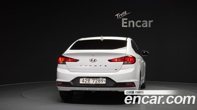 Hyundai AVANTE из Кореи Encar