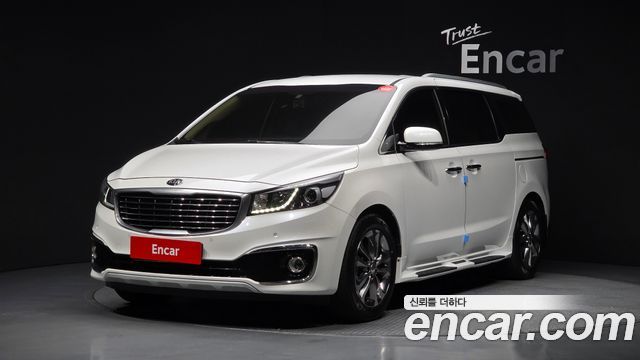 Kia Carnival Gasoline 7-seater Limousine President — пробег 56 448 км — фото 1 из 5