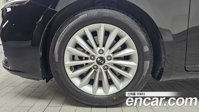 Kia K7 из Кореи Encar