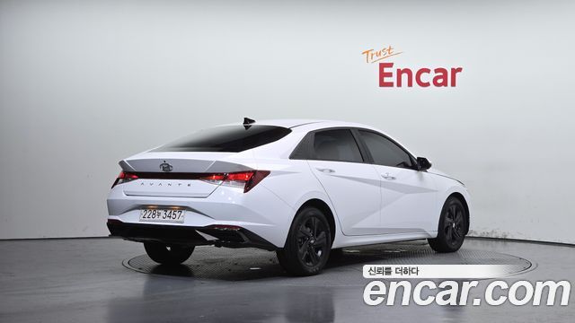 Hyundai AVANTE из Кореи Encar