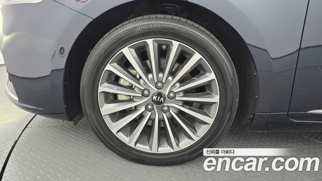 Kia K7 из Кореи Encar