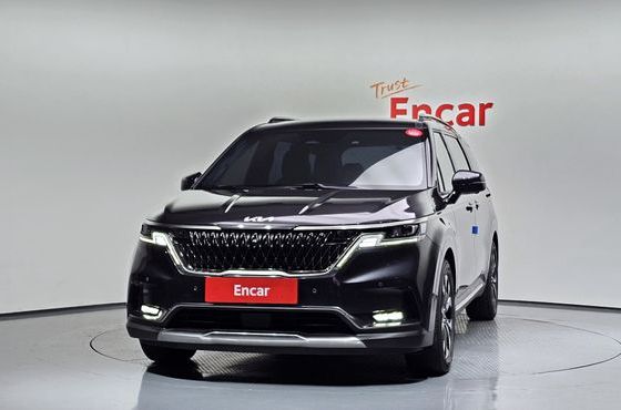 Kia Carnival Gasoline 9-Seater Signature — пробег 73 040 км — фото 3 из 5