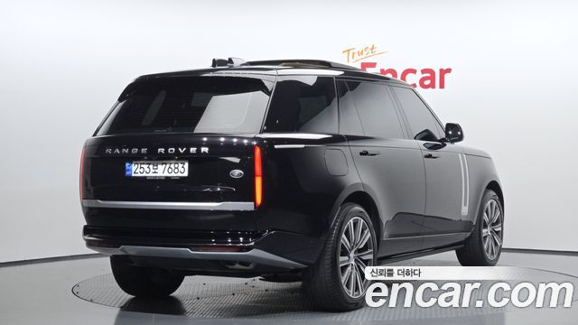 Land Rover Range Rover P530 Autobiography Long Wheel Base — пробег 23 315 км — фото 2 из 5
